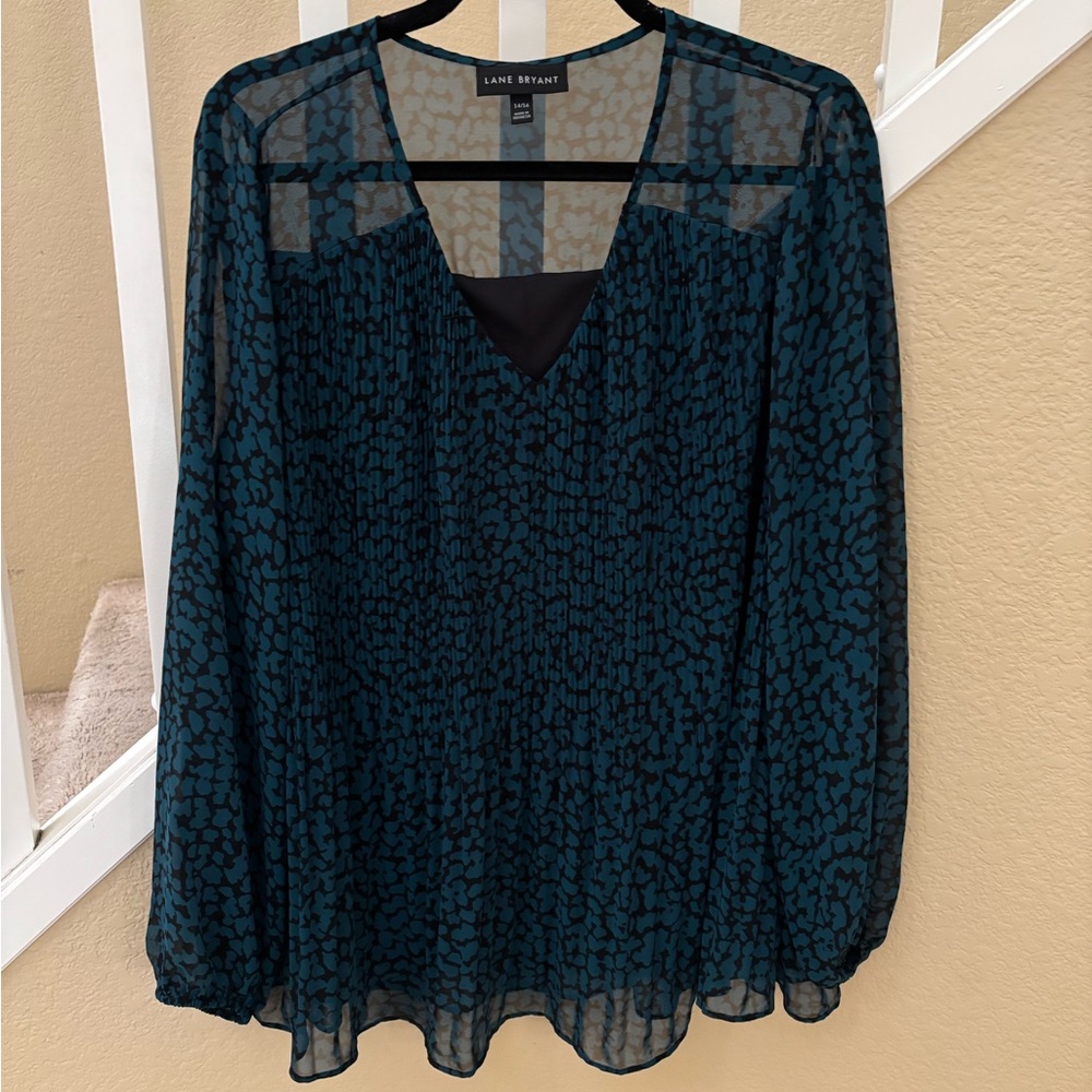 Lane Bryant Women's Black and Green Pleated Top
